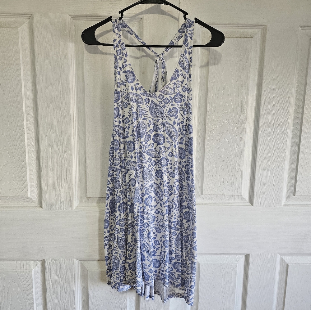 COPY - H&M White & Blue Leaf Print Mini Dress